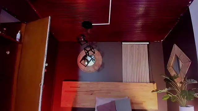 Snapshot of Velvet_Dreamss chatting on February 11, 11:37 am Velvet Dreamss online show from February 11, 11:37 am