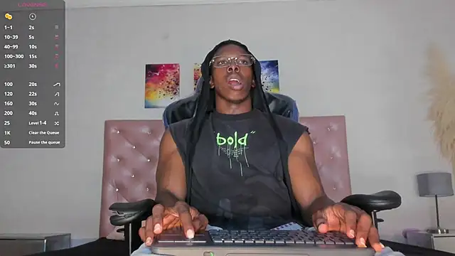 Snapshot of mike_aly chatting on February 28, 4:02 am mike aly online show from February 28, 4:02 am