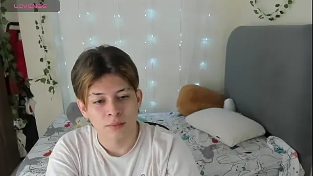 Felix kitty online show from November 29, 7:28 pm