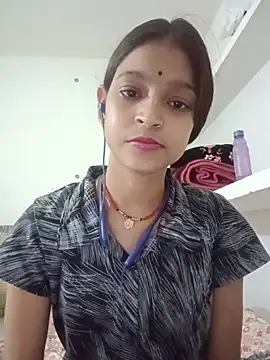 Mohnicute online show from May 17, 12:34 pm