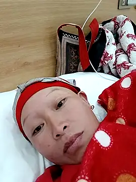 girl-hot2x online show from January 13, 2:22 pm