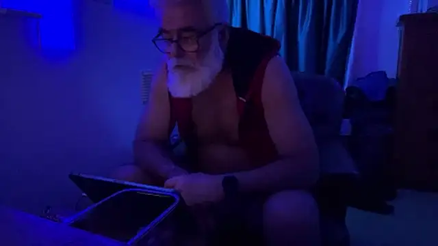 LeatherSdaddy online show from April 11, 11:31 pm