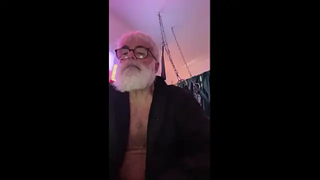 LeatherSdaddy online show from April 17, 11:02 am