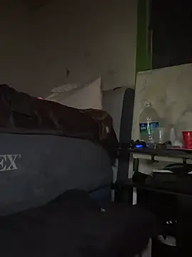 wearefreaks08 online show from February 8, 11:57 am