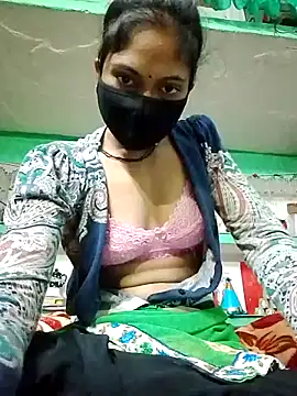 Snapshot of sangeeta_lodhi chatting on November 25, 10:32 pm sangeeta lodhi online show from November 25, 10:32 pm