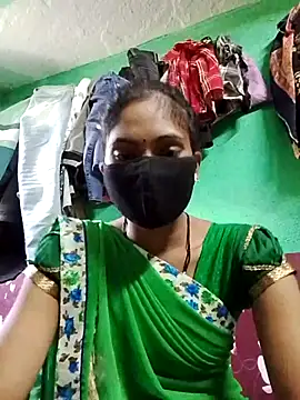 Snapshot of sangeeta_lodhi chatting on November 29, 8:06 am sangeeta lodhi online show from November 29, 8:06 am