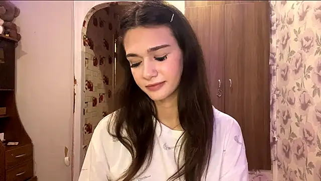 Snapshot of EunHendericks chatting on November 14, 11:09 am EunHendericks online show from November 14, 11:09 am