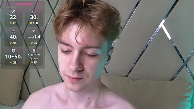 Paul Holt online show from December 17, 8:26 pm