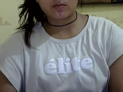 Snapshot of Anika_Singh chatting on April 25, 2:58 pm Anika Singh online show from April 25, 2:58 pm