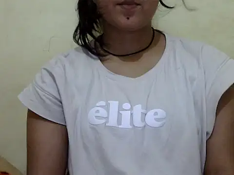 Snapshot of Anika_Singh chatting on April 28, 2:44 pm Anika Singh online show from April 28, 2:44 pm