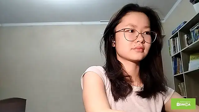 HuldaKye online show from December 20, 11:39 am