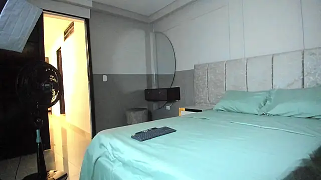 angel pervert14 online show from November 11, 8:31 pm