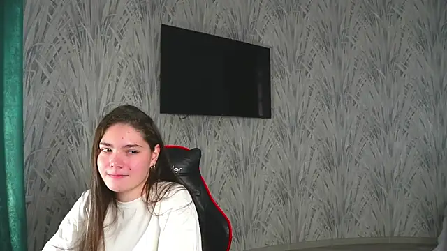 DeloraVivar online show from November 12, 4:35 am