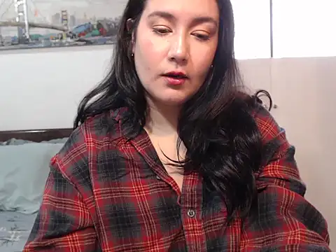 Snapshot of SaloGray8 chatting on February 23, 12:57 pm SaloGray8 online show from February 23, 12:57 pm