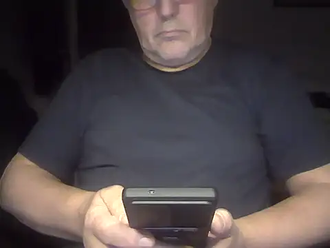 sssuka online show from March 25, 10:38 pm