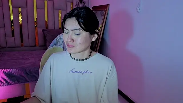 Brandy collinss online show from December 20, 12:01 pm