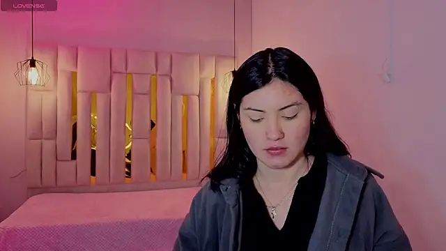 Brandy collinss online show from January 8, 11:34 am