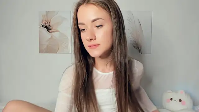 Snapshot of ShineRox chatting on November 13, 5:56 pm ShineRox online show from November 13, 5:56 pm