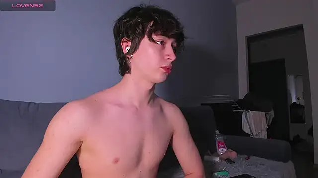 AlanReckless online show from April 27, 5:44 pm