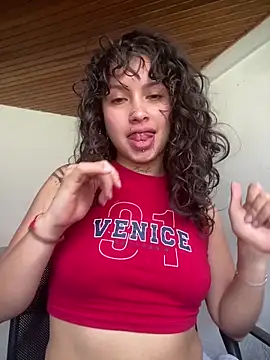 Snapshot of Dreana chatting on February 26, 4:50 pm Dreana online show from February 26, 4:50 pm