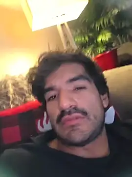 piggylatino online show from December 20, 11:56 pm