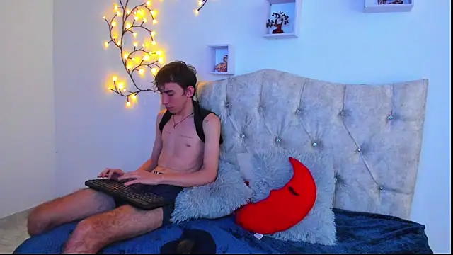 TerryGrace online show from November 18, 6:45 pm