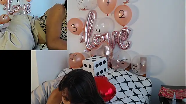 Snapshot of valeria_absurdah chatting on February 16, 10:06 pm valeria absurdah online show from February 16, 10:06 pm