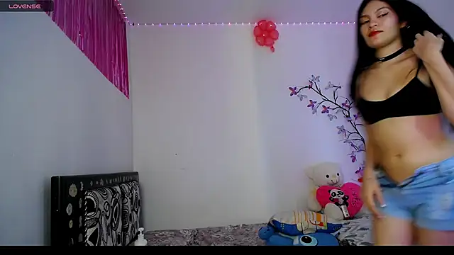 Snapshot of Camila_tv chatting on April 19, 6:10 pm Camila tv online show from April 19, 6:10 pm