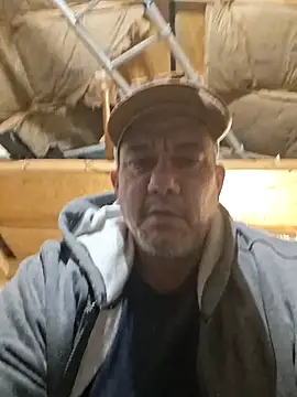 Snapshot of tdawg220v chatting on November 12, 5:52 am tdawg220v online show from November 12, 5:52 am