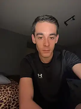 Snapshot of 18k_boss chatting on November 25, 1:49 am 18k boss online show from November 25, 1:49 am