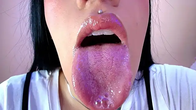 catte jensen online show from March 27, 3:45 am