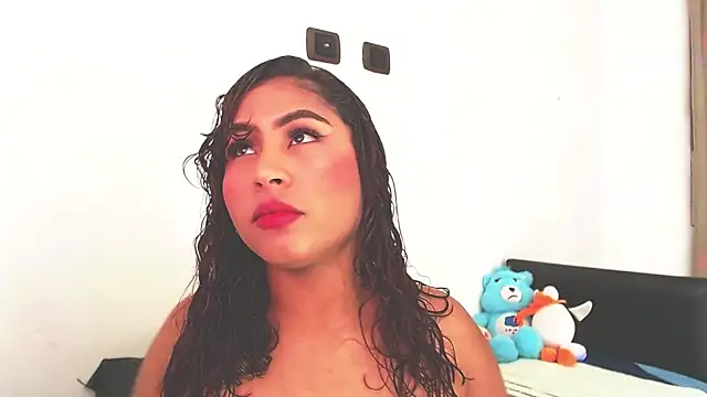 Snapshot of VeronicaGutierrez chatting on December 3, 3:25 am VeronicaGutierrez online show from December 3, 3:25 am