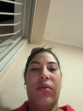 Snapshot of Anna_Bitch_Disgusting chatting on December 2, 3:12 am Anna Bitch Disgusting online show from December 2, 3:12 am