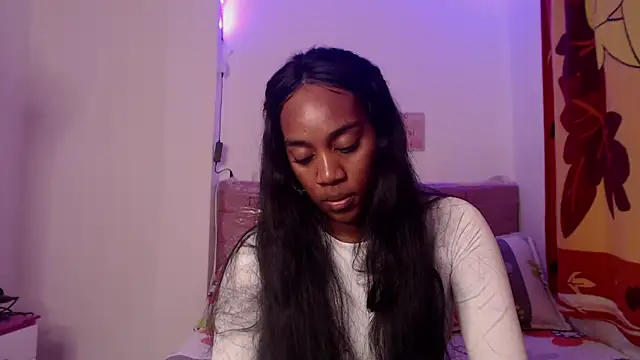 Snapshot of AishaOwens chatting on March 6, 8:49 pm AishaOwens online show from March 6, 8:49 pm
