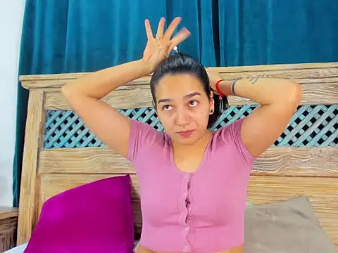 Chelsea Russell01 online show from November 21, 2:32 am