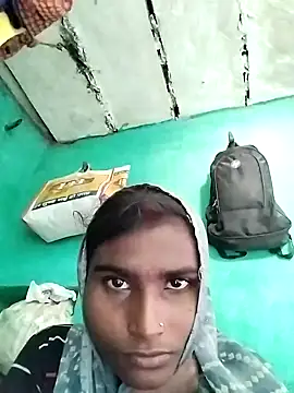 Big Lovexx online show from December 4, 5:50 am