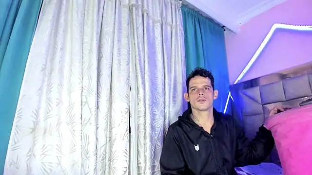 Sexybigjefffx online show from December 19, 3:24 am