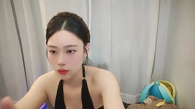 hayuyuyu online show from May 14, 4:25 pm
