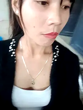 Snapshot of gugu0022 chatting on November 24, 9:31 am gugu0022 online show from November 24, 9:31 am