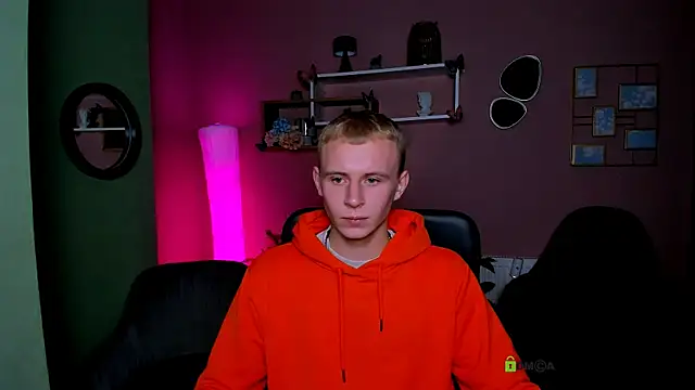 Snapshot of rafael_bien chatting on November 25, 8:20 pm rafael bien online show from November 25, 8:20 pm