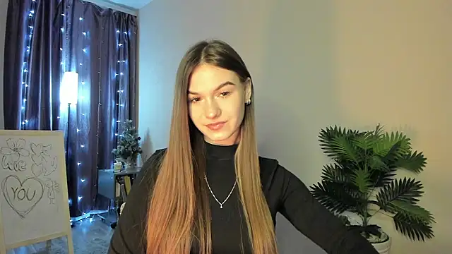 luna lust 212 online show from February 16, 4:19 am