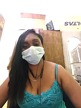 Snapshot of Dharshini98 chatting on December 4, 1:26 am Dharshini98 online show from December 4, 1:26 am