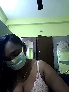 Dharshini98 online show from February 15, 2:47 pm