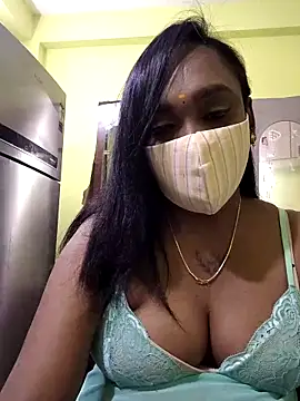 Dharshini98 online show from February 19, 7:54 pm