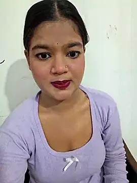 DIMPLE-GIRL88 online show from November 18, 4:06 am