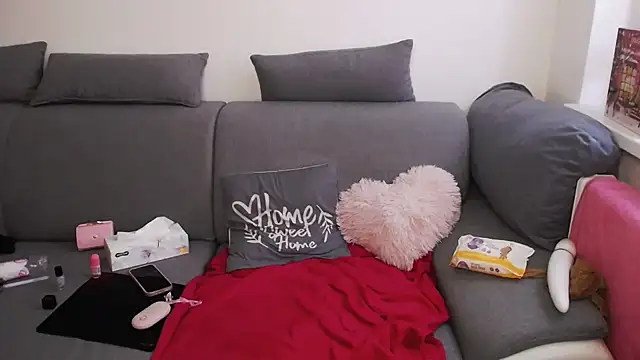 Snapshot of LolaSweetButPsycho7 chatting on February 20, 3:23 pm LolaSweetButPsycho7 online show from February 20, 3:23 pm