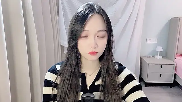 BoiI2u online show from November 22, 3:22 pm