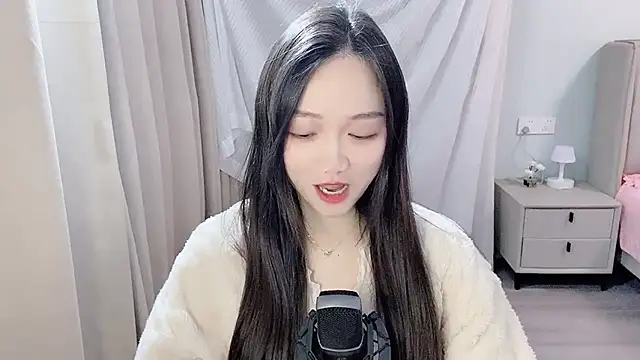 BoiI2u online show from December 22, 3:20 pm