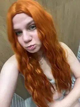 Snapshot of Outdoor_Stefii chatting on November 16, 5:13 am Outdoor Stefii online show from November 16, 5:13 am