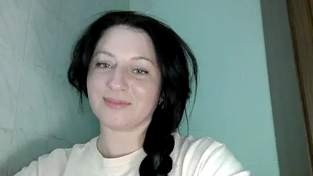 MelinaAx online show from April 6, 8:10 pm